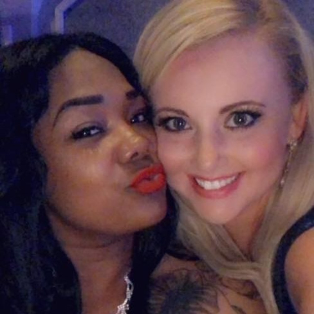 Meet your Posher, Leah